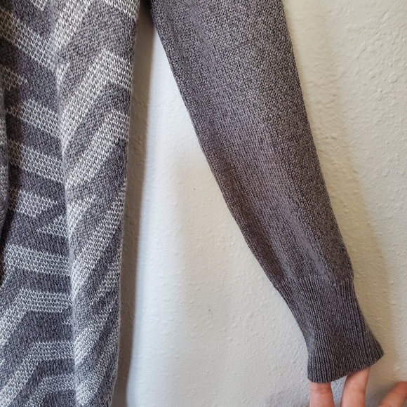 NWT Candie's Grey Open Front Cardigan - Picture 4 of 7